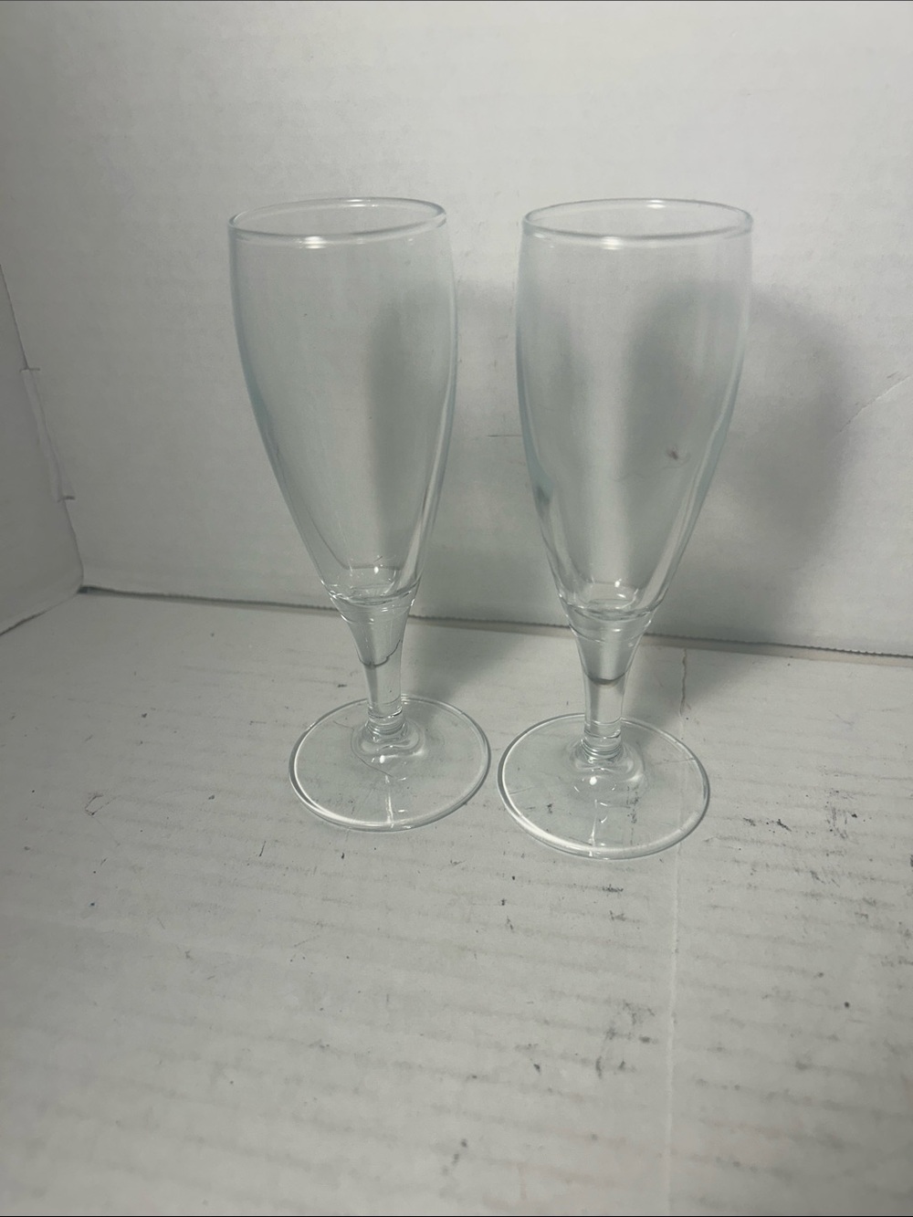 Clear Glass Champagne Flutes - Set of 2